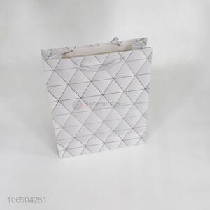 Hot sale new style geometric patterns paper gift bag