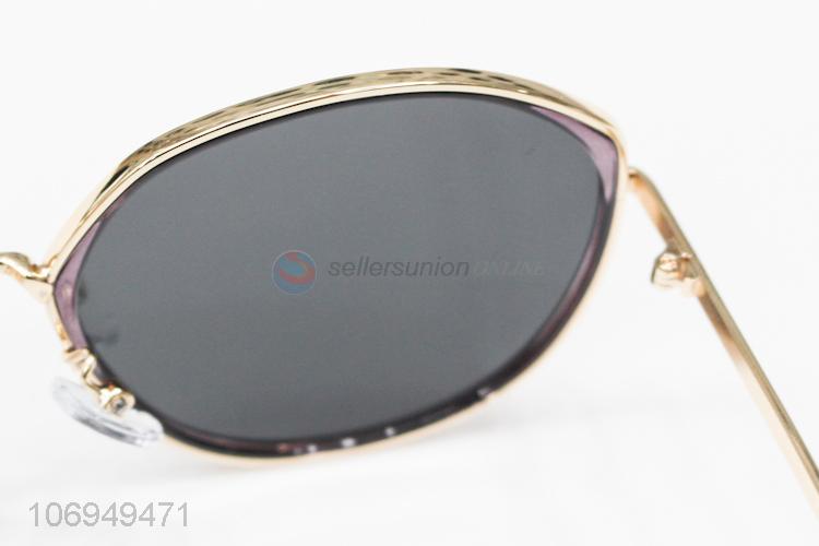 Latest arrival fashion custom logo uv400 sunglasses for adults