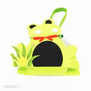 China OEM cartoon frog felt basket gifts basket for kids