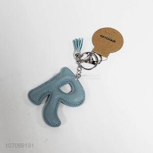 Factory price pu leather alphabet key chain letter R key chain