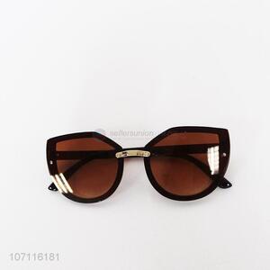 Newest women sunglasses fashion plastic frame sunglasses