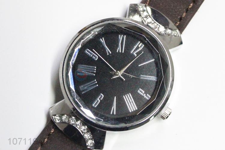 Good Quality Imitation Leather Band Ladies Wrist Watch