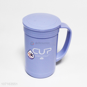 Good market reusable food grade plastic water cup with lid and handle