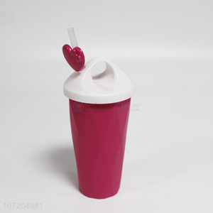 New Fashion Plastic Drinking Bottle with Straw and Lid