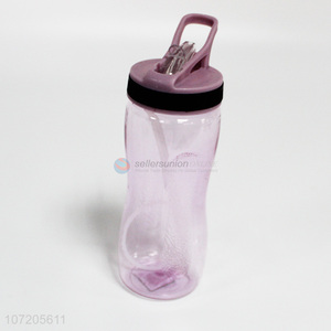Custom Portable 650ml Plastic Water Bottle With Straw