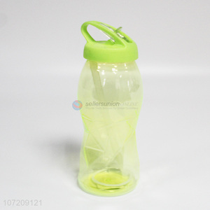 China factory portable plastic water bottle sport bottle with straw