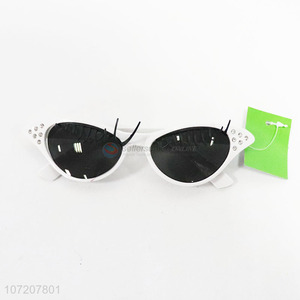 Unique Design Plastic Sun Glasses Fashion Accessories