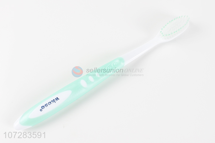 Promotional cheap oem private label plastic toothbrush adult toothbrush with case