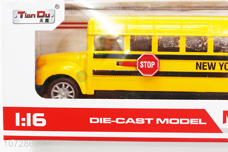 Best Sale 1:16 Scale Alloy Simulation School Bus Toy Vehicle