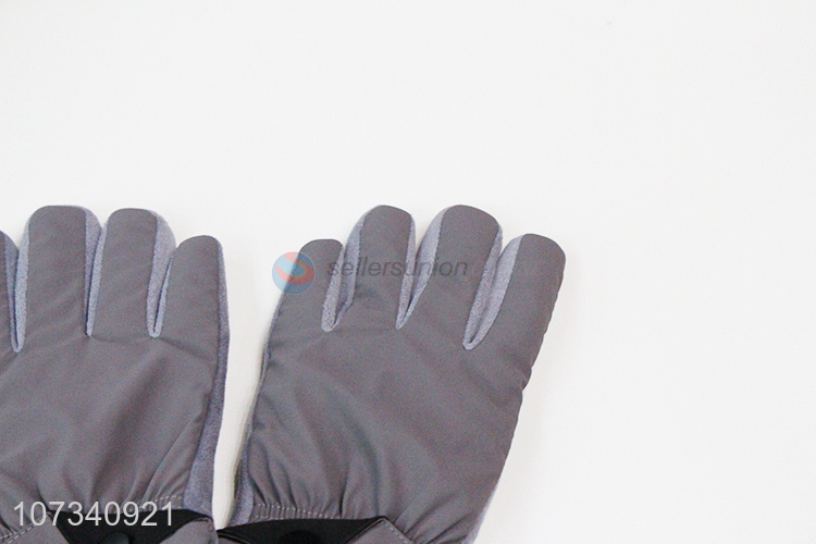 Factory price men comfortable anti-slip winter outdoor gloves