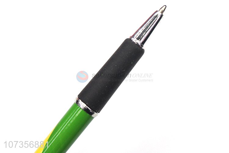Hot Selling Football Series Plastic Ballpoint Pen Fashion Stationery