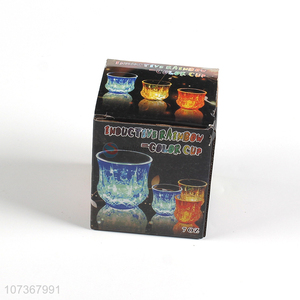 Latest style colorful inductive blinking plastic pineapple cup light up cup