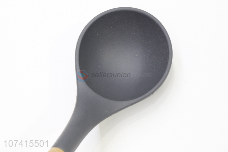 Cheap Wooden Handle Silicone Soup Ladle Kitchen Supplies