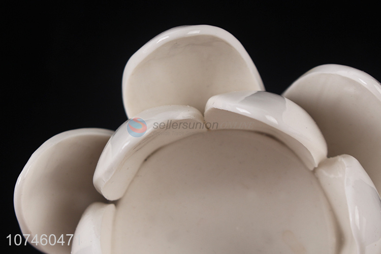 Custom Flower Shape Ceramic Candle Holders Fashion Crafts