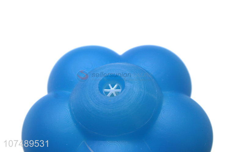 Factory Wholesale Plastic Pet Squeaky Ball Toy