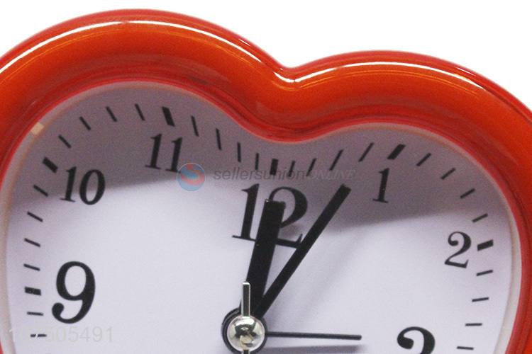 High Sales Heart Shape Quartz Alarm Clock Promotional Decorative Table Clock