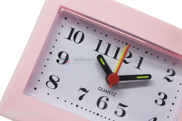 Reasonable Price Battery Powered Quartz Clock Table Plastic Alarm Clock