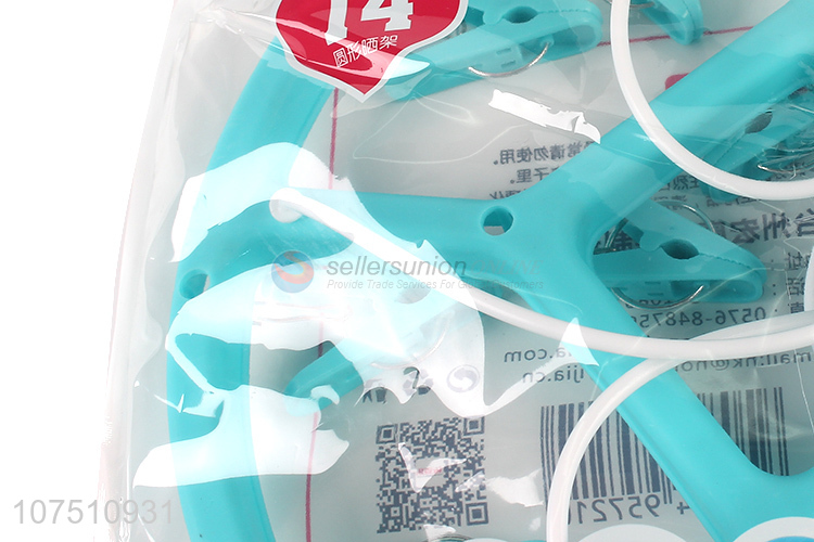 New Selling Promotion Plastic Round Shape Cloth Hanger With Peg Clips