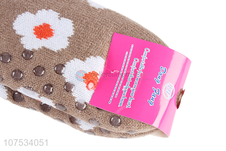Best selling ladies winter knitted jacquard floor socks
