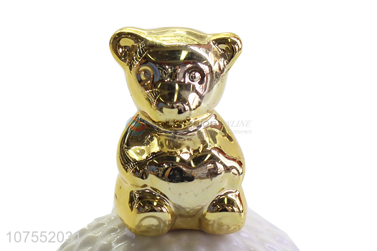 Wholesale Price Ceramic Storage Jar With Gold Pig Ceramic Lid