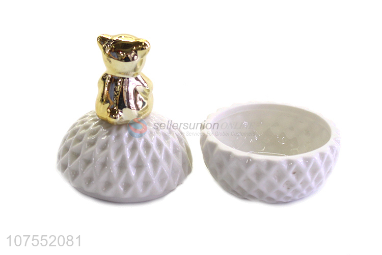 Contracted Design Ceramic Storage Jar With Gold Bear Ceramic Lid