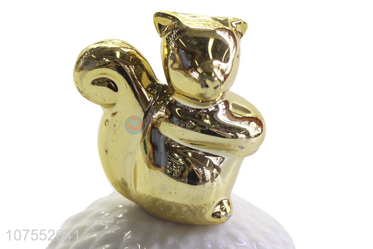 New Product Ceramic Storage Jar With Gold Squirrel Ceramic Lid