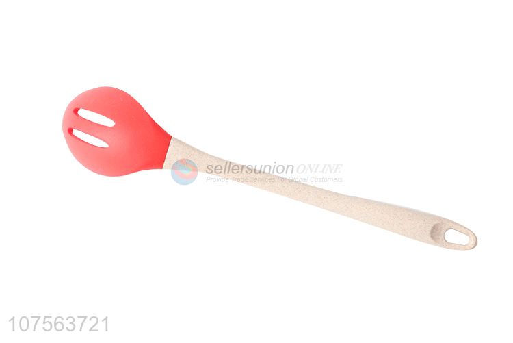 Factory price biodegradable straw handle silicone slotted spoon cooking tools