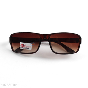 High Quality Men Women Classic Style Sun Glasses With Good Price