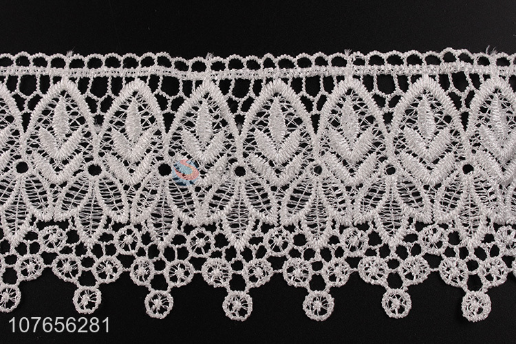 Promotional factory price white polyester wide lace ribbon