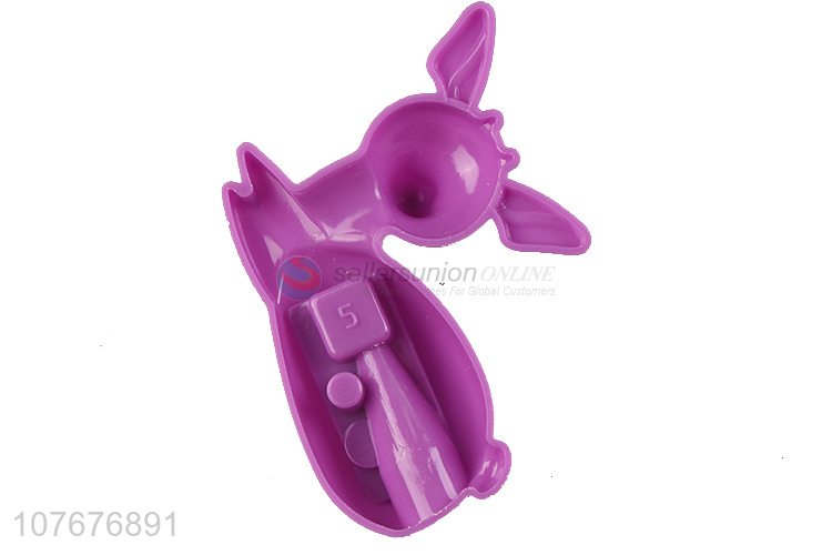 High quality school stationery deer shape plastic pencil sharpener