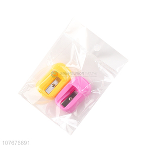 Wholesale kids stationery car shape plastic pencil sharpener