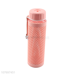 Wholesale Portable Water Bottle With Heat Insulation Cup Cover