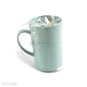 Wholesale household multicolor mouthwash cups and toothbrushing cup set
