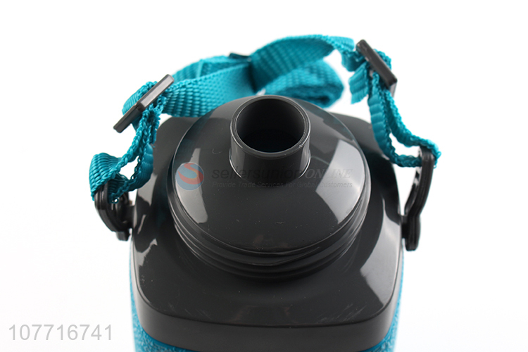 New Design Plastic Water Bottle Sports Kettle With Litter Cup