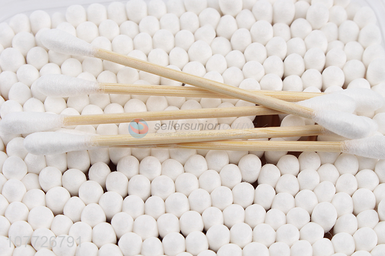 Wholesale boxed 300 bamboo sticks cotton swabs beauty stick clean sanitary cotton swabs