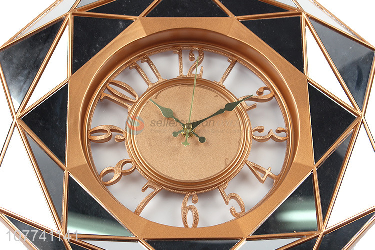 Fashion Wall Mounted Hanging Clock Household Decorative Wall Clock