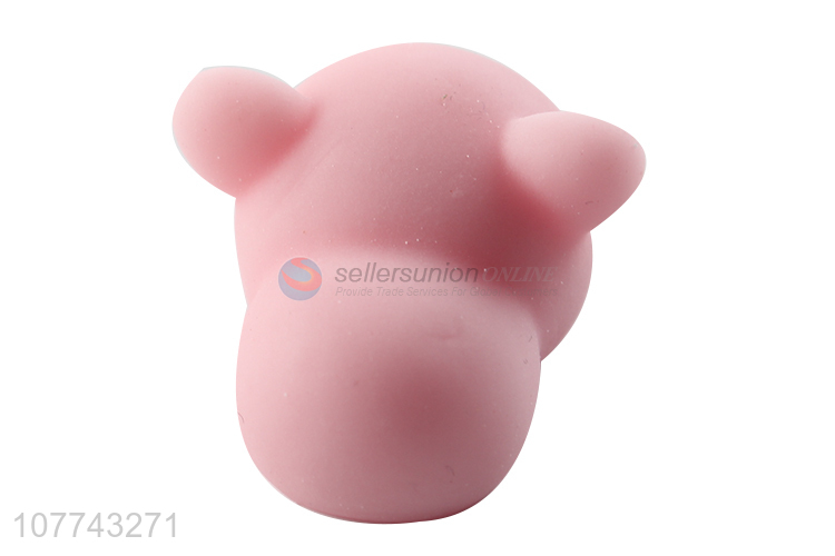 Innovative design small pink bear shape rebound toy