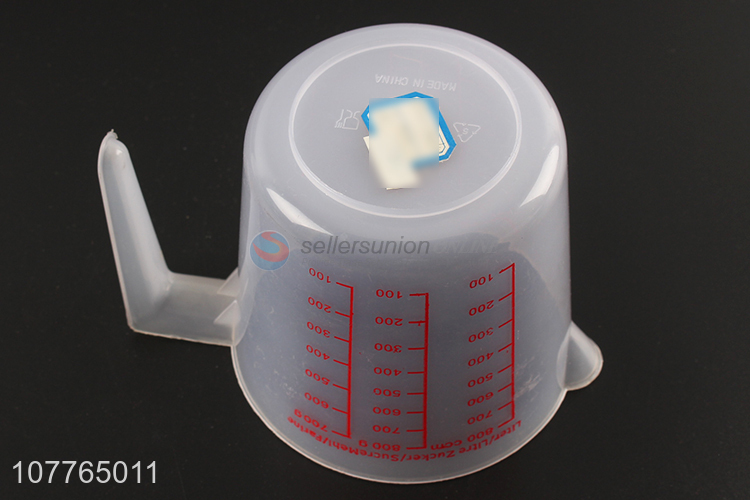 Promotional 800ml plastic measuring cup measuring cup jug