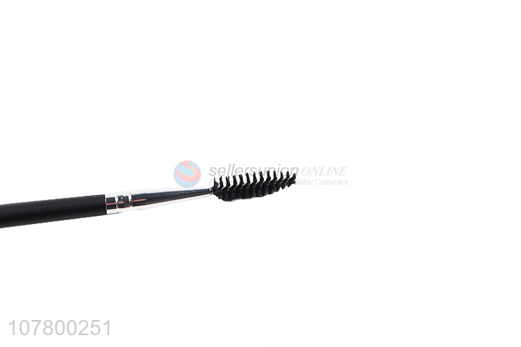 Good quality custom logo wooden handle cosmetic brush eyelash brush