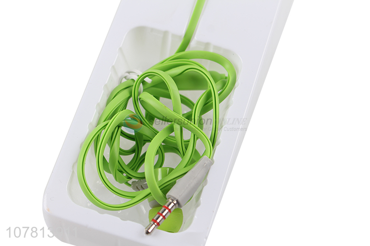 Creative and simple plastic earphone mobile in-ear earphone