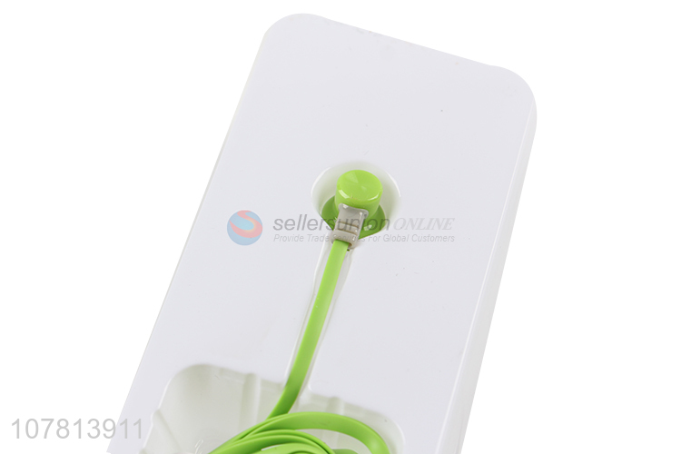 Creative and simple plastic earphone mobile in-ear earphone