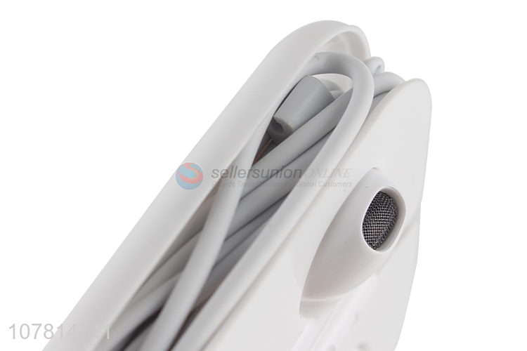 High quality white boxed apple earphone music bass earphone