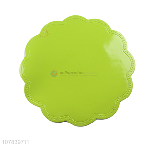 New style green dining room placemats for table