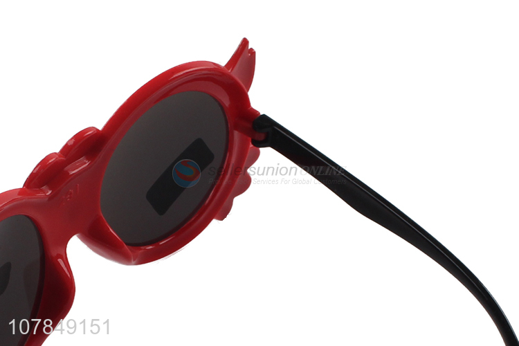 Cute Crab Shape Sunglass Plastic Sun Glasses For Children