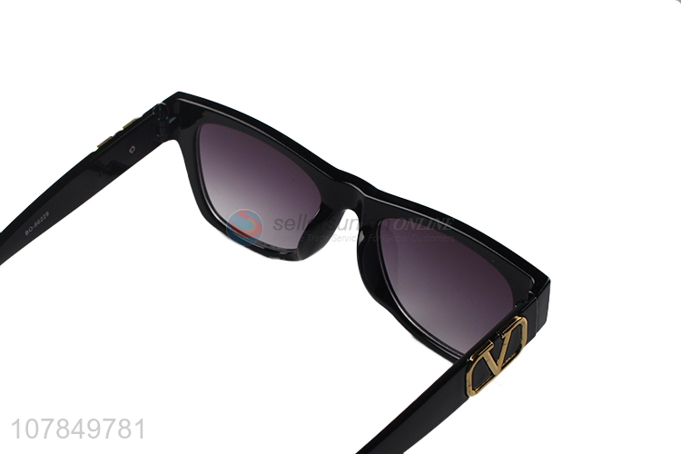 Wholesale Black Sunglass Outdoor Eyeglasses For Holiday