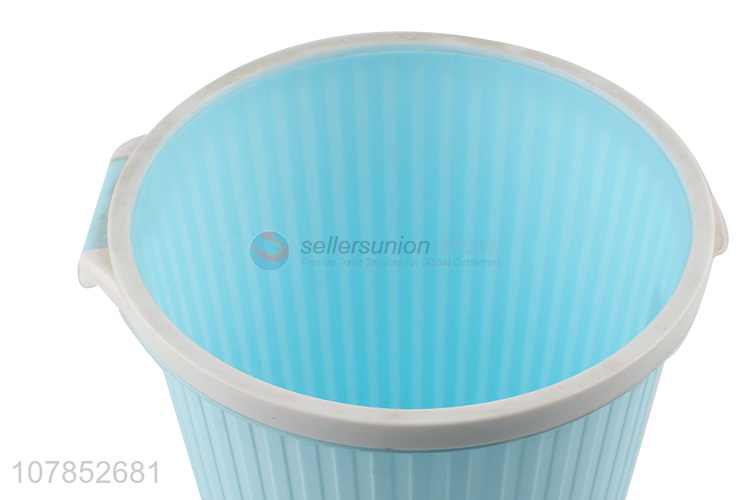 Top products blue pp durable household waste bin trash can