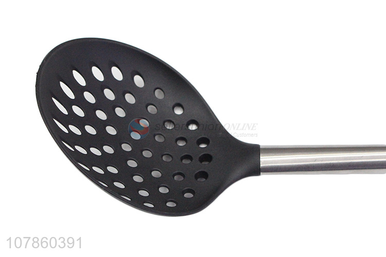 Yiwu direct sale food grade colander household kitchenware