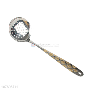 Low price silver sunflower carving long handle colander wholesale