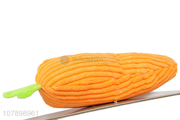 New arrival carrot shape durable plush chew squeaky toys for sale