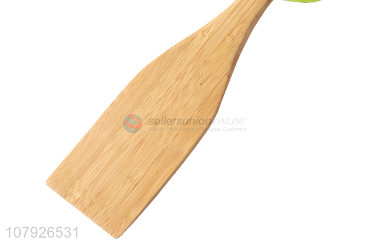 China supplier kitchen products reusable wooden frying spatula fish turner wholesale